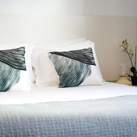 Casinhas Da Liberdade I - 1 Min To The Apartamento *